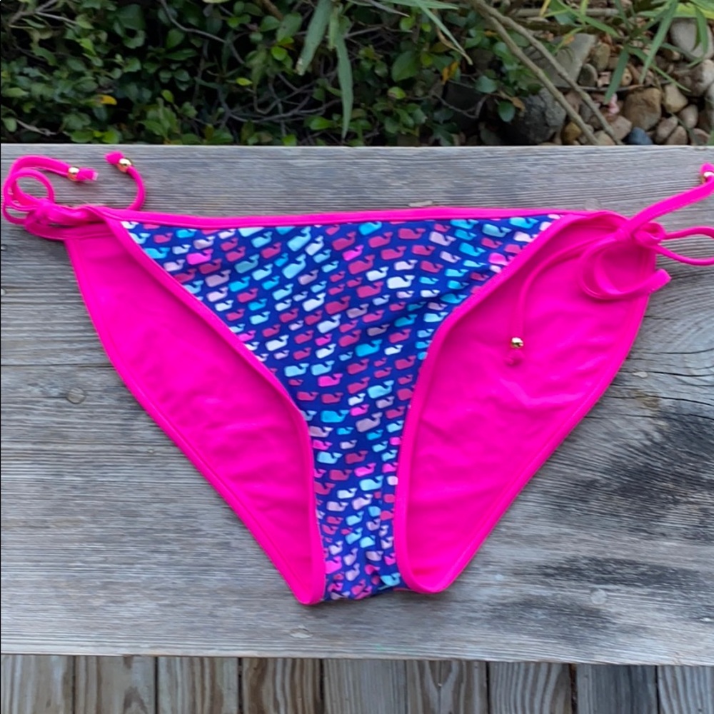 Vineyard Vines Bottom